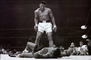 Muhammad Ali y Sonny Liston, 1965. Fotografía de Donald L. Robinson
